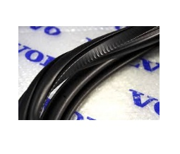 NS40 / V50 ÖN KAPI FİTİLİ SAĞ / SOL ORİJİNAL ( GÖVDEDE OLAN )